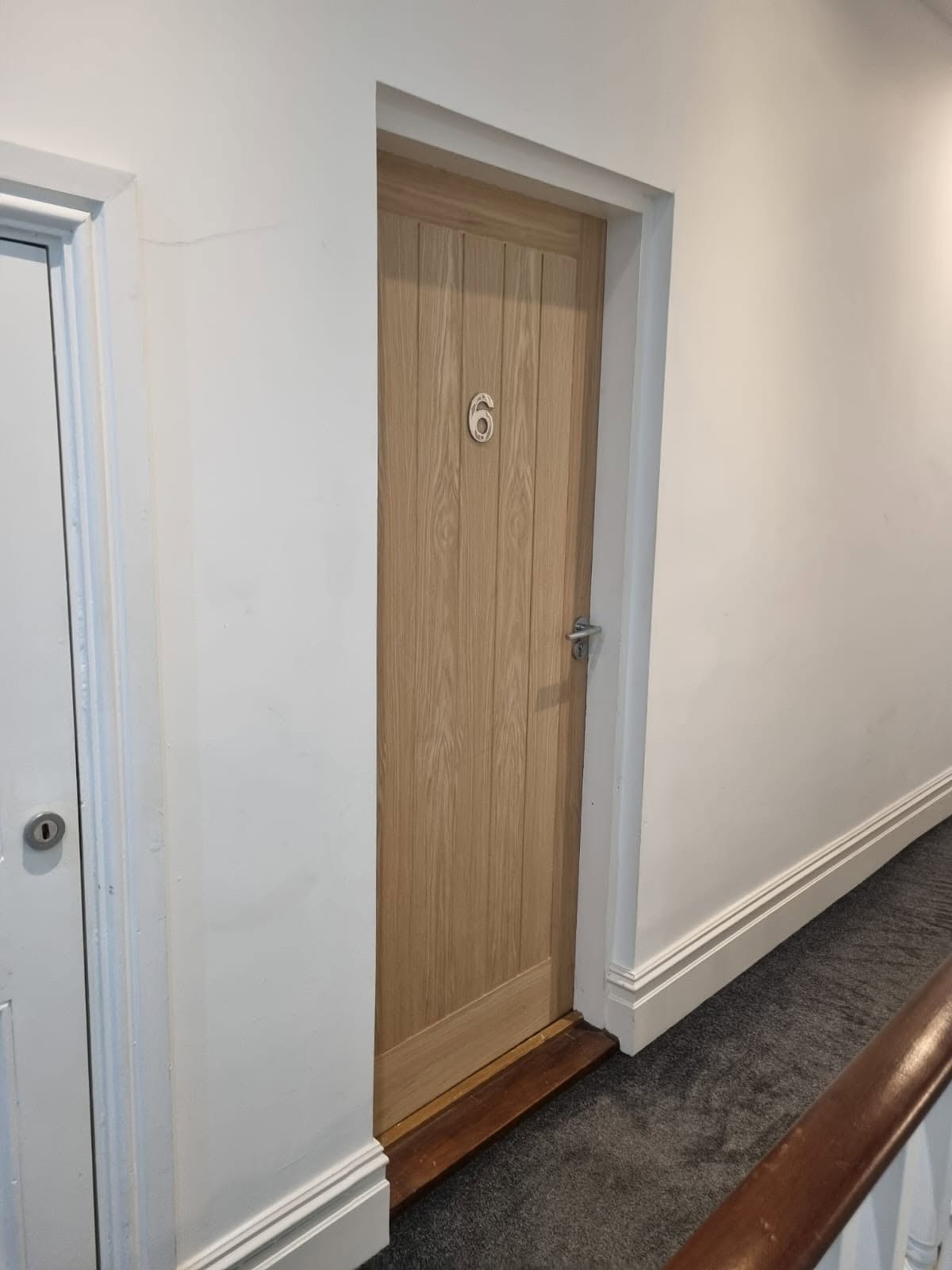Internal flat door with new lock and handle fitted by a 24/7 locksmith